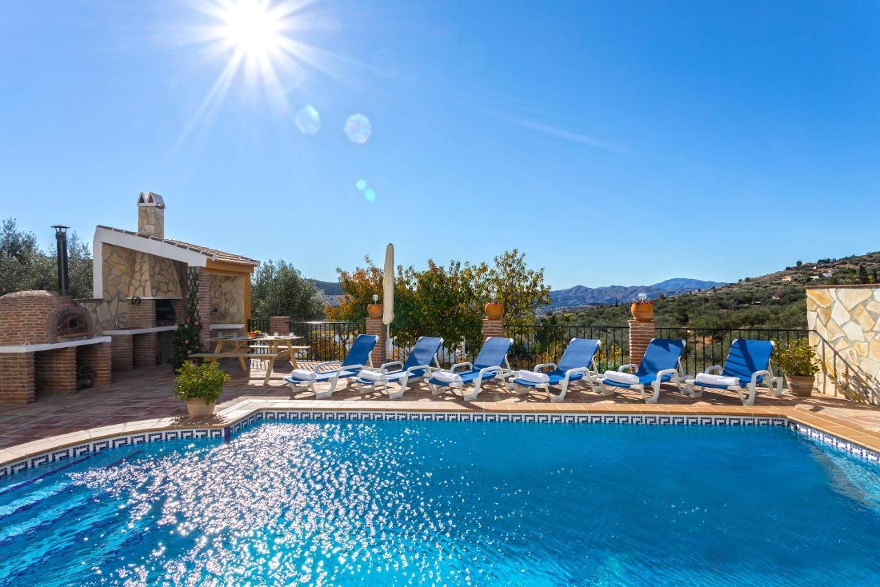 Casa Del Valle Con Piscina Privada Villa Alcaucín Eksteriør billede
